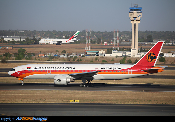 Boeing 777-2M2/ER Boeing 777-2M2/ER