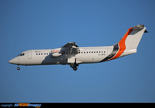 British Aerospace Avro RJ100 British Aerospace Avro RJ100