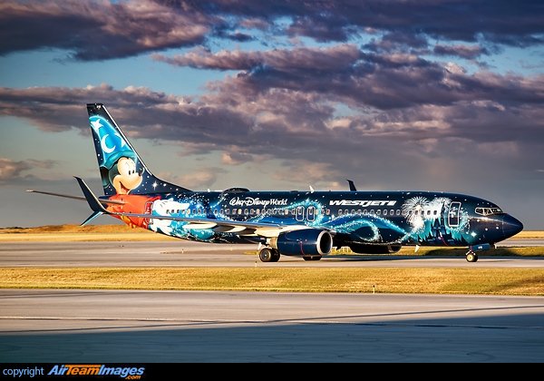 Boeing 737-8CT Boeing 737-8CT