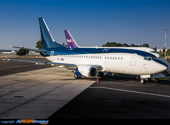Boeing 737-522 Boeing 737-522