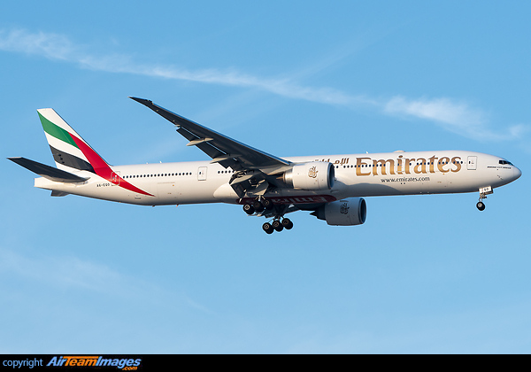 Boeing 777-31H/ER Boeing 777-31H/ER