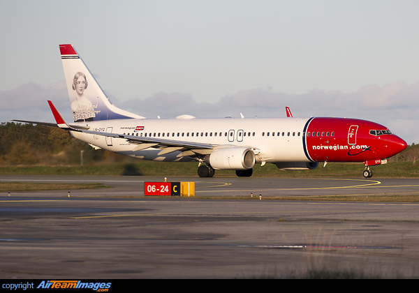 Boeing 737-8JP Boeing 737-8JP
