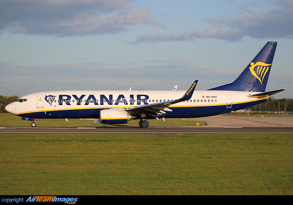 Boeing 737-8AS Boeing 737-8AS