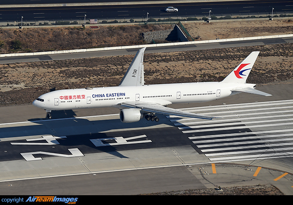 Boeing 777-39P/ER Boeing 777-39P/ER