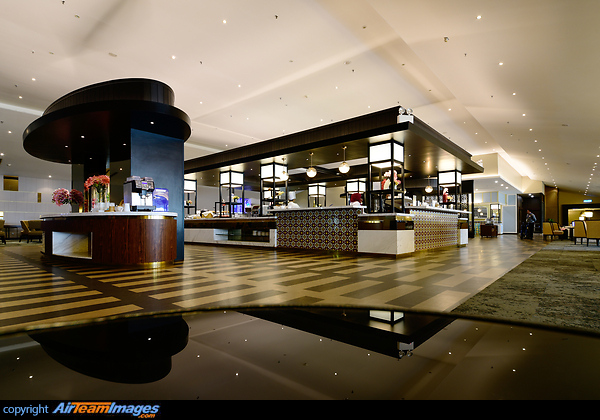 Malaysia Airlines Golden Lounge KLIA Kuala Lumpur International