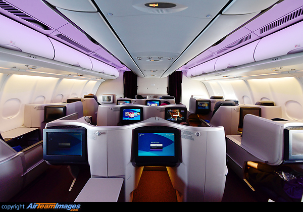 Airbus A330-323 Airbus A330-323