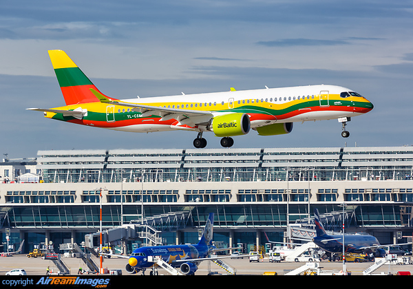 Airbus A220-300 Airbus A220-300