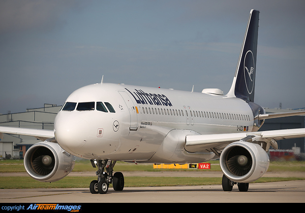 Airbus A320-214 Airbus A320-214