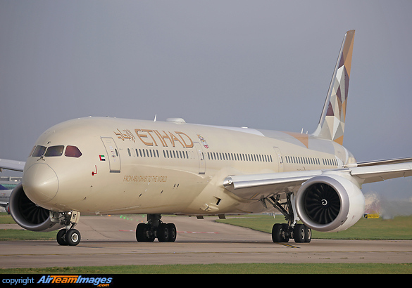 Boeing 787-10 Dreamliner Boeing 787-10 Dreamliner