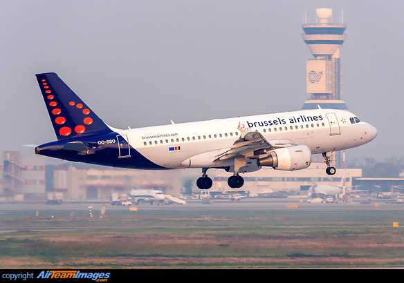 Airbus A319-111 Airbus A319-111