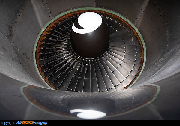 Pratt & Whitney JT9D Engine Pratt & Whitney JT9D Engine