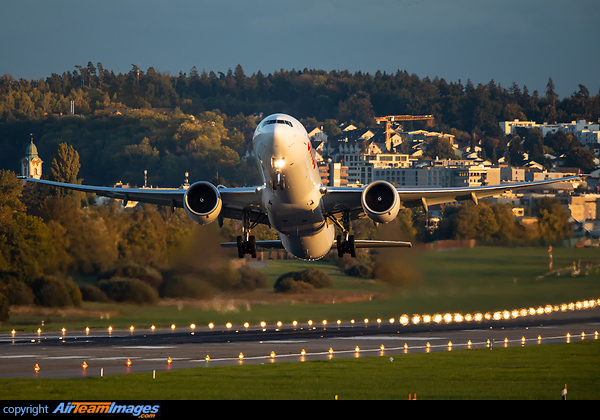Boeing 777-3DE/ER Boeing 777-3DE/ER