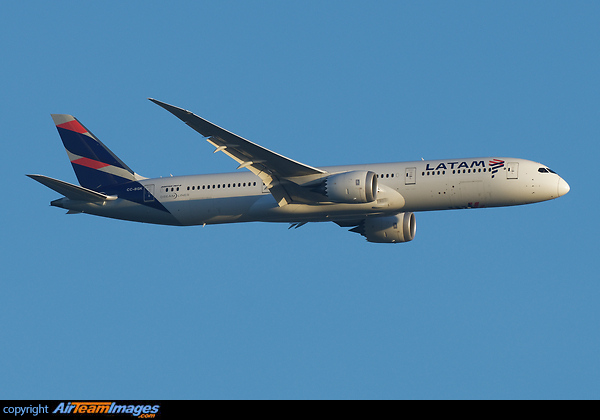 Boeing 787-9 Dreamliner Boeing 787-9 Dreamliner