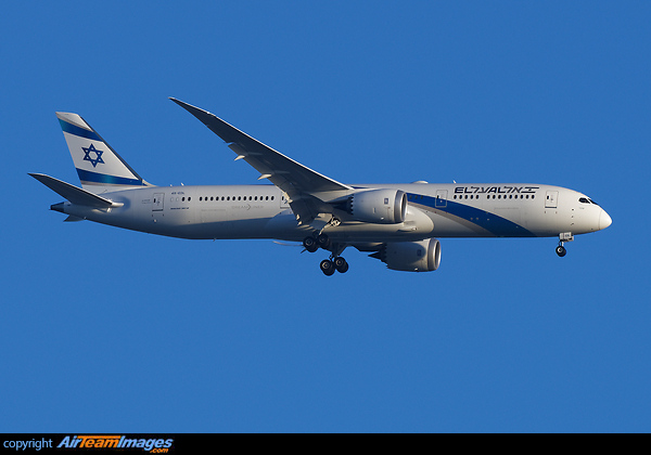 Boeing 787-9 Dreamliner Boeing 787-9 Dreamliner