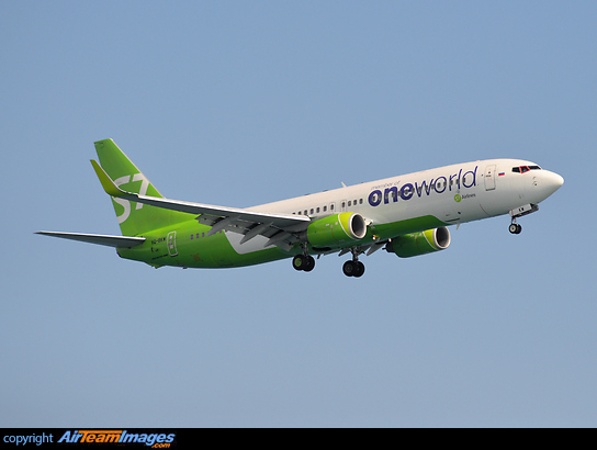 Boeing 737-8ZS Boeing 737-8ZS