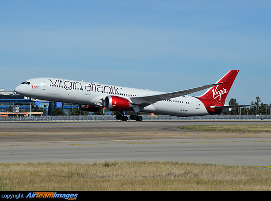 Boeing 787-9 Dreamliner Boeing 787-9 Dreamliner