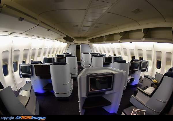 Lowerdeck Business Class Boeing 747-406M