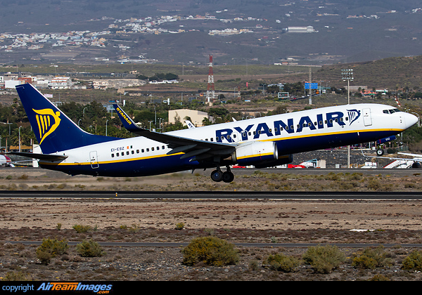 Boeing 737-8AS Boeing 737-8AS