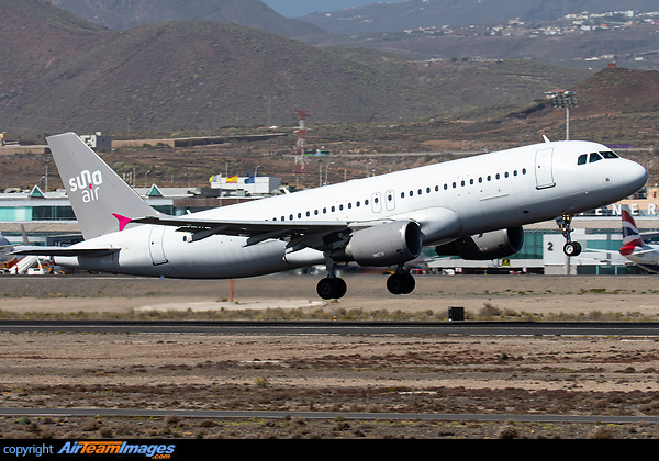 Airbus A320-214 Airbus A320-214