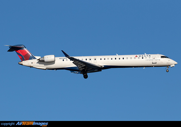 Bombardier CRJ-900LR Bombardier CRJ-900LR