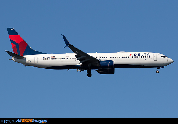 Boeing 737-932/ER Boeing 737-932/ER