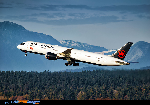 Boeing 787-9 Dreamliner Boeing 787-9 Dreamliner