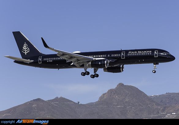 Boeing 757-2K2 Boeing 757-2K2