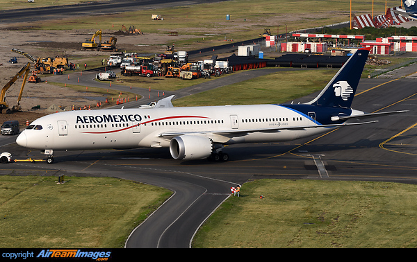 Boeing 787-9 Dreamliner Boeing 787-9 Dreamliner