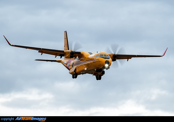Still with test flight register "CASA983" First flight with the new Canadian FWSAR livery CASA C-295W FWSAR