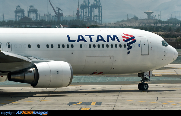 Boeing 767-316/ER Boeing 767-316/ER