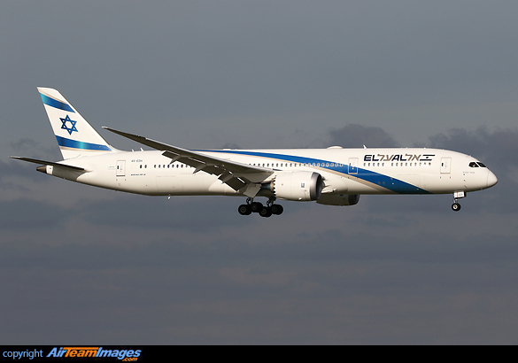 Boeing 787-9 Dreamliner