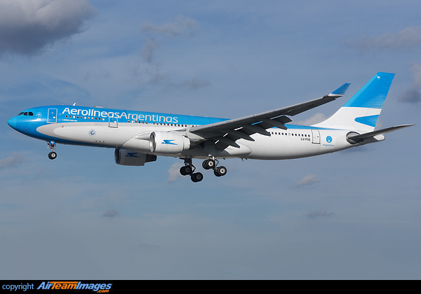 Airbus A330-223 Airbus A330-223