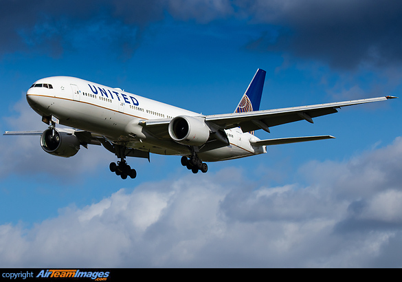 Boeing 777-222/ER Boeing 777-222/ER