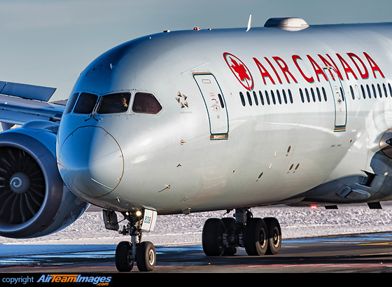 Boeing 787-9 Dreamliner Boeing 787-9 Dreamliner