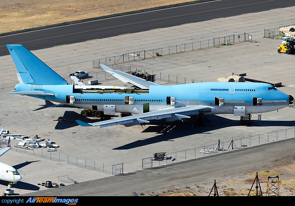 Boeing 747-4B5 Boeing 747-4B5