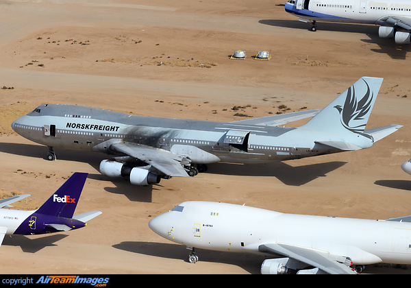 Boeing 747-200 Boeing 747-200