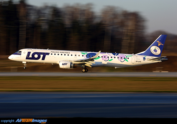 Embraer ERJ-195LR Embraer ERJ-195LR