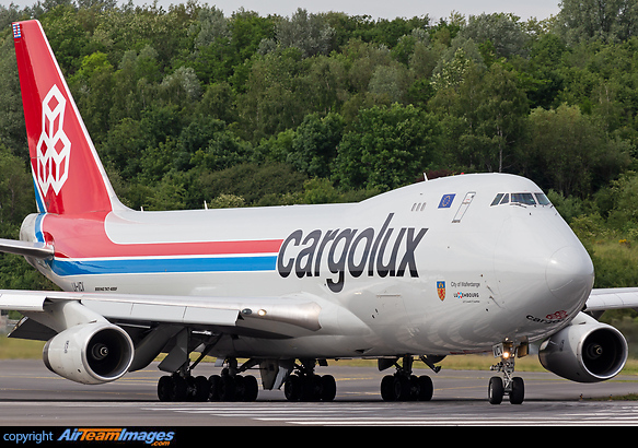 Boeing 747-4R7F/SCD Boeing 747-4R7F/SCD