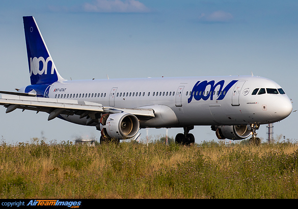 Airbus A321-212 Airbus A321-212