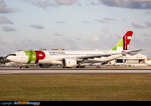 Airbus A330-941 Airbus A330-941