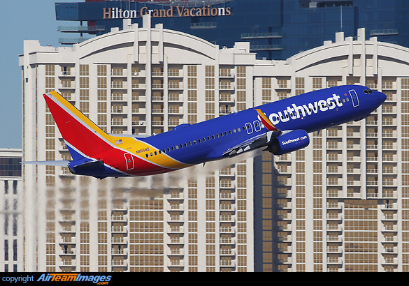 Boeing 737-8H4 Boeing 737-8H4