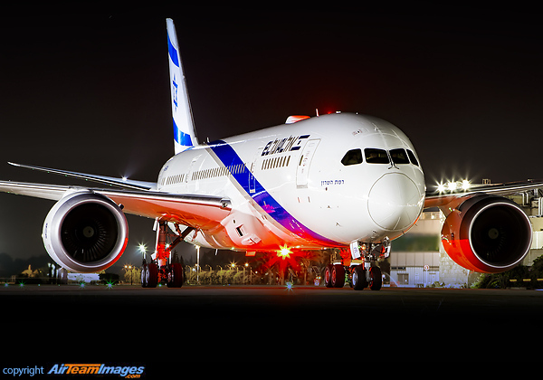 Boeing 787-8 Dreamliner Boeing 787-8 Dreamliner