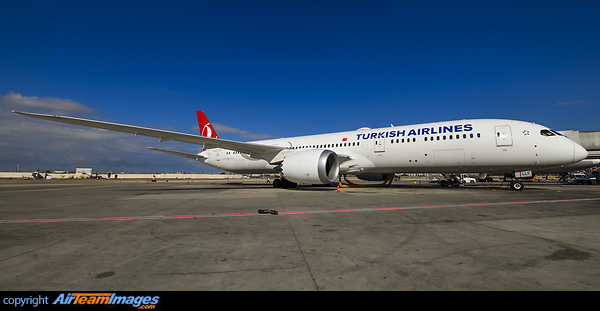 Boeing 787-9 Dreamliner Boeing 787-9 Dreamliner