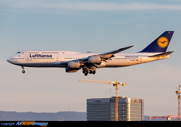 Boeing 747-830 Boeing 747-830