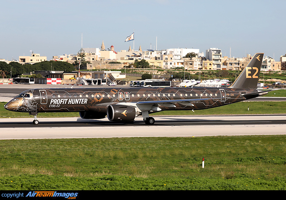 Embraer ERJ-195-E2 Embraer ERJ-195-E2