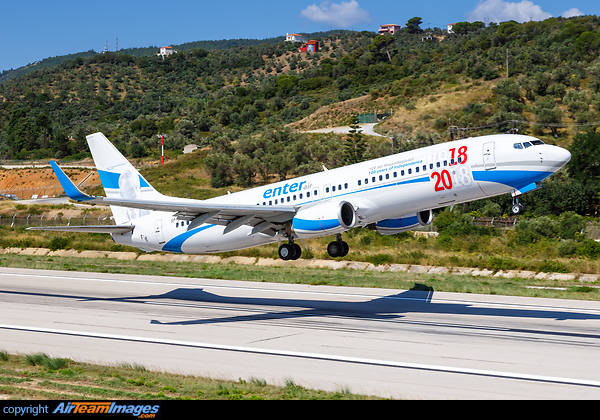 Boeing 737-8Q8 Boeing 737-8Q8