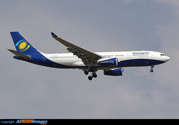 Airbus A330-243