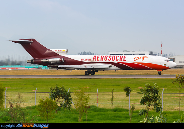 Boeing 727-227/Adv(F) Boeing 727-227/Adv(F)