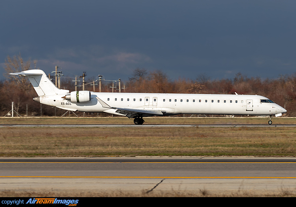Bombardier CRJ-900LR Bombardier CRJ-900LR