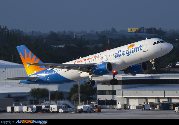 Airbus A320-214 Airbus A320-214